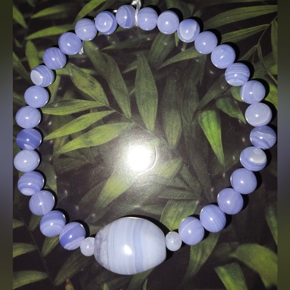 Blue Lace Agate Stone And 6mm Blue Lace Agate Beaded Bracelet - Picture 4 of 9